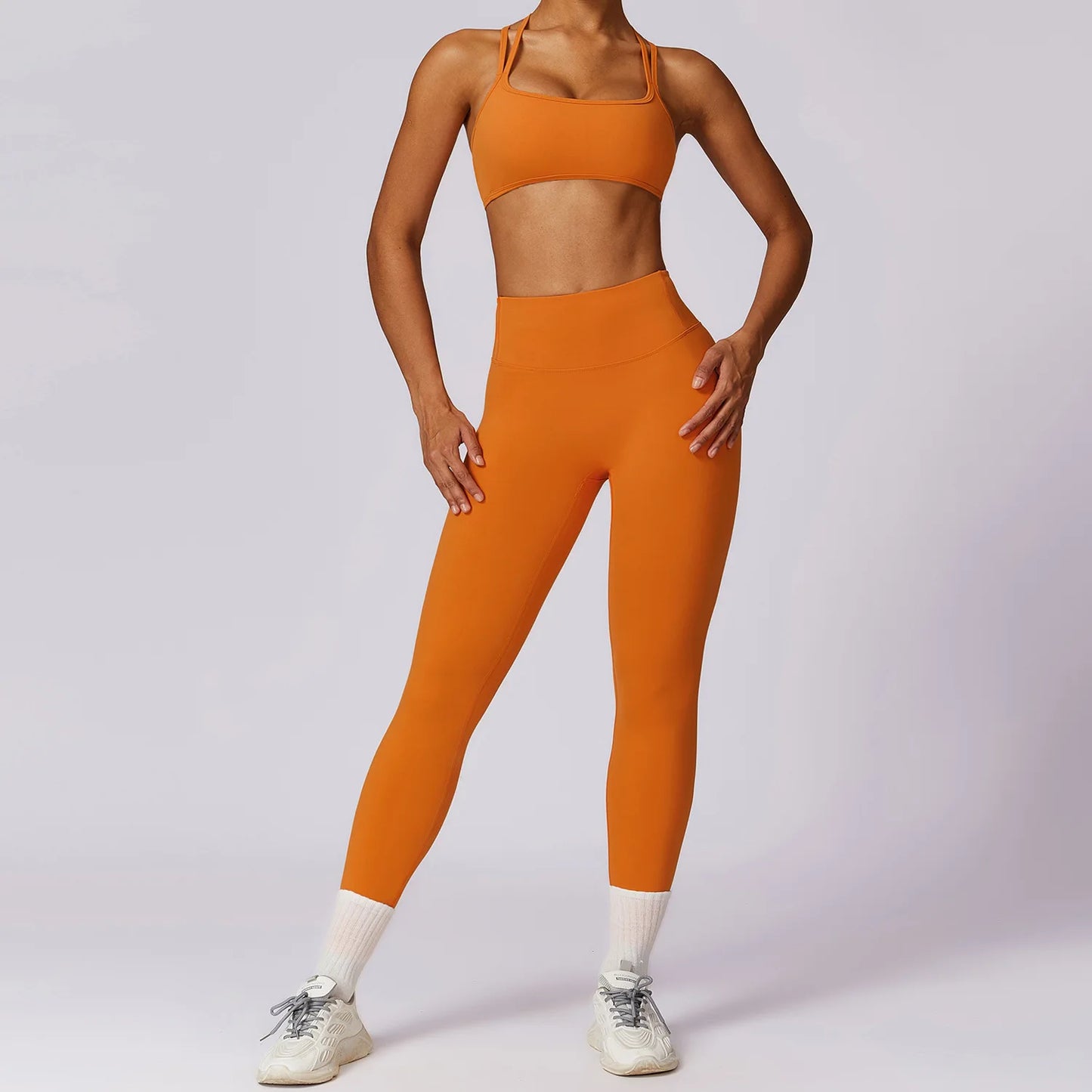 2 Piece Yoga Set for Women - Leggings and Sports Bra - Ideal for Training, Running and Fitness